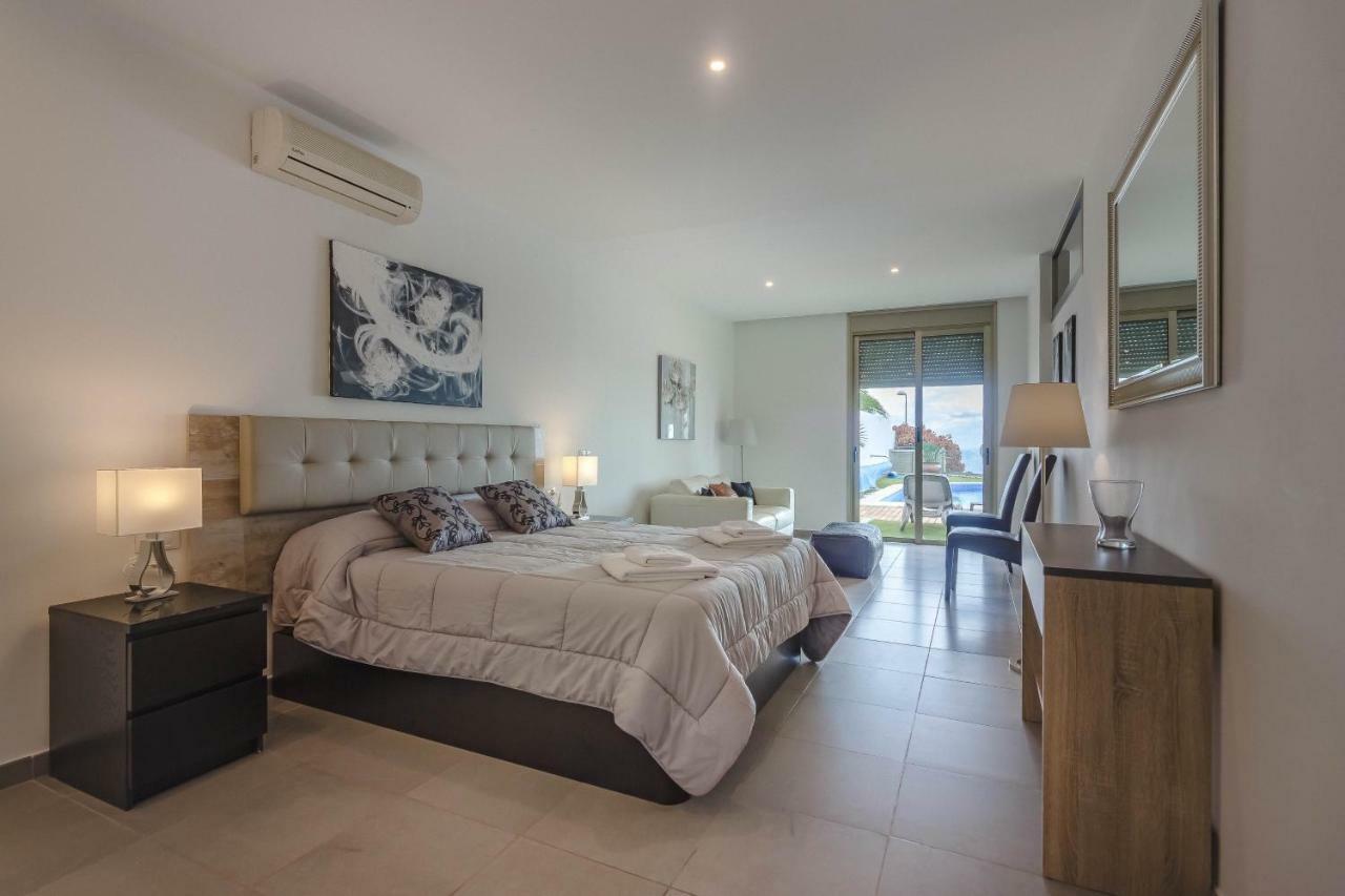 Villa Isabella, Luxury Villa With Heated Pool Ocean View In Adeje, Tenerife Costa Adeje  Exterior photo