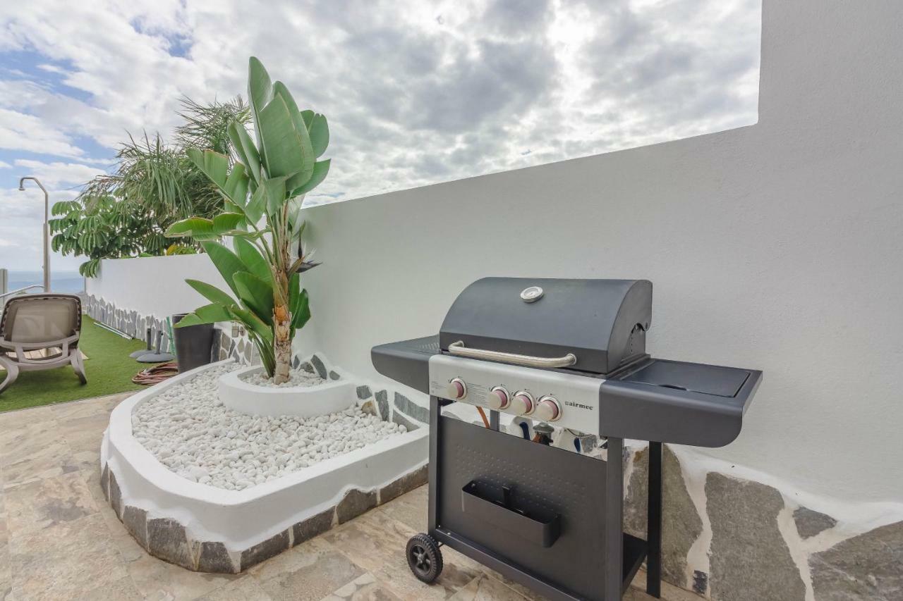 Villa Isabella, Luxury Villa With Heated Pool Ocean View In Adeje, Tenerife Costa Adeje  Exterior photo